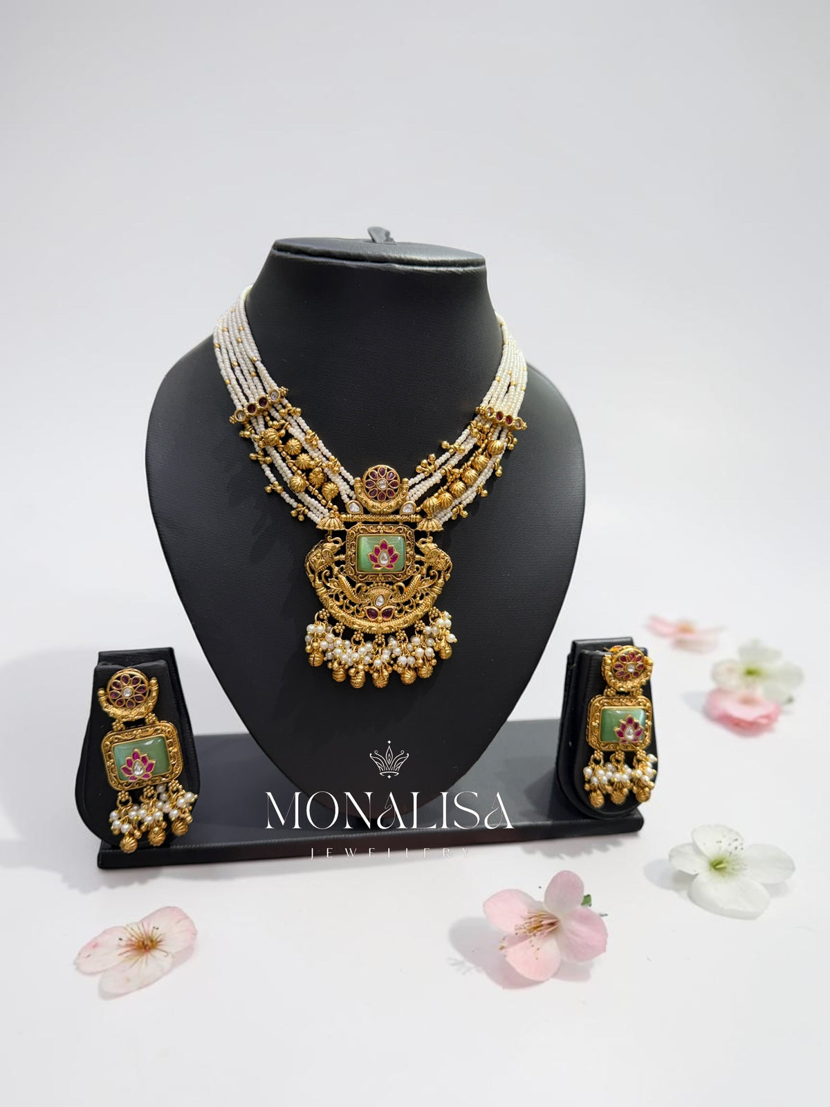 Yashvi Antique Designer Necklace Set
