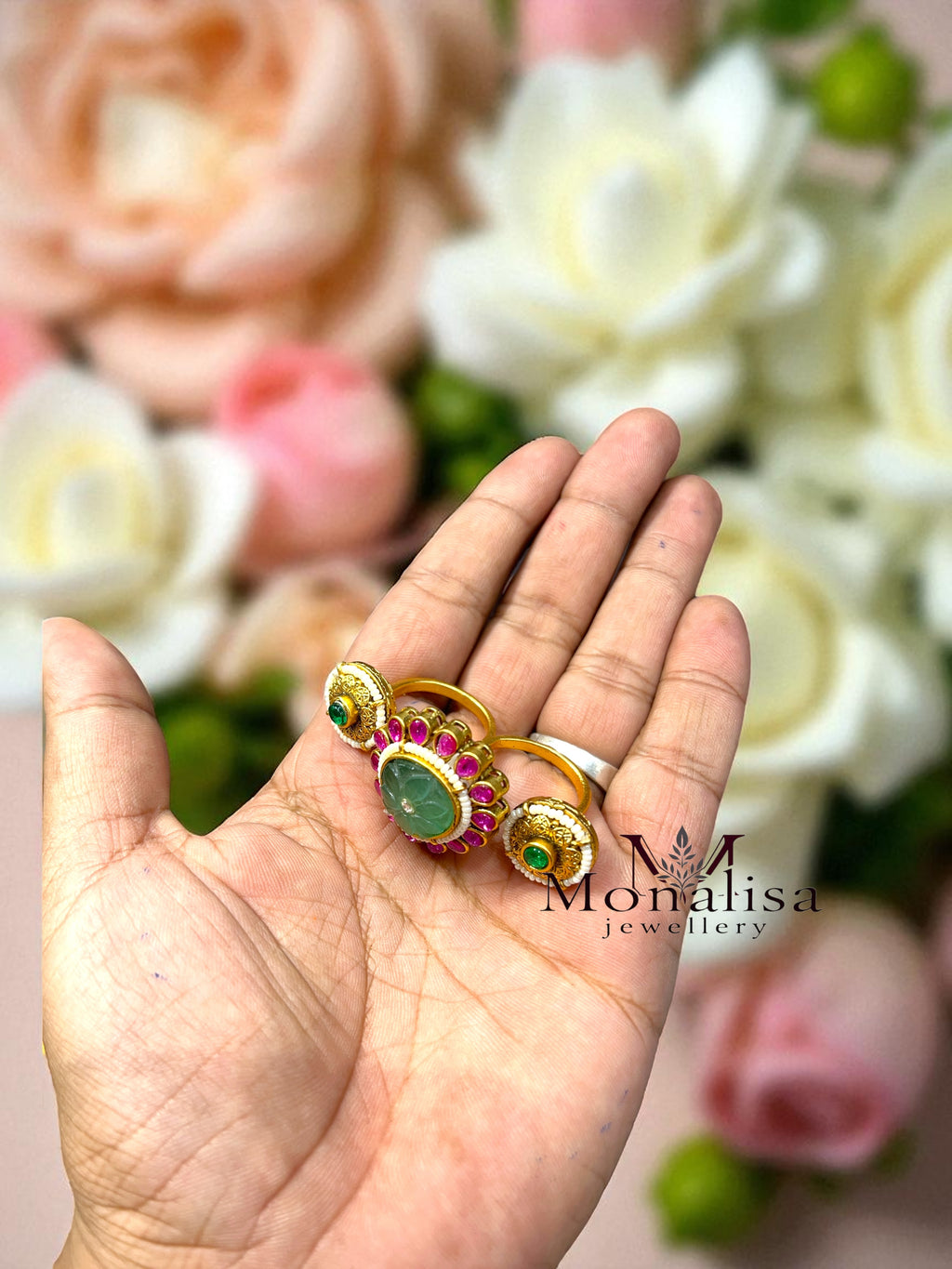 Muksa Finger Designer Ring