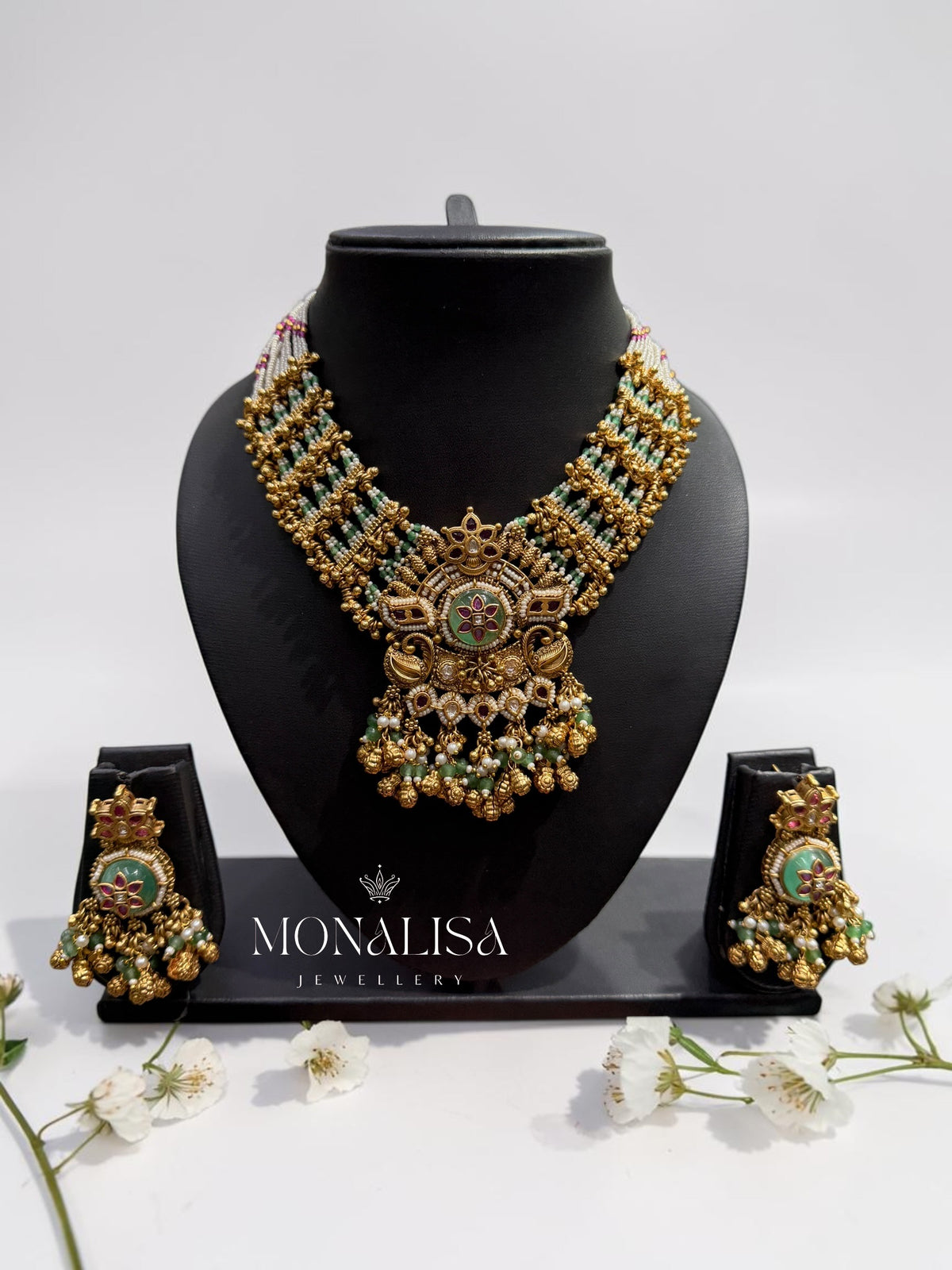 Yashvika Antique Designer Necklace Set