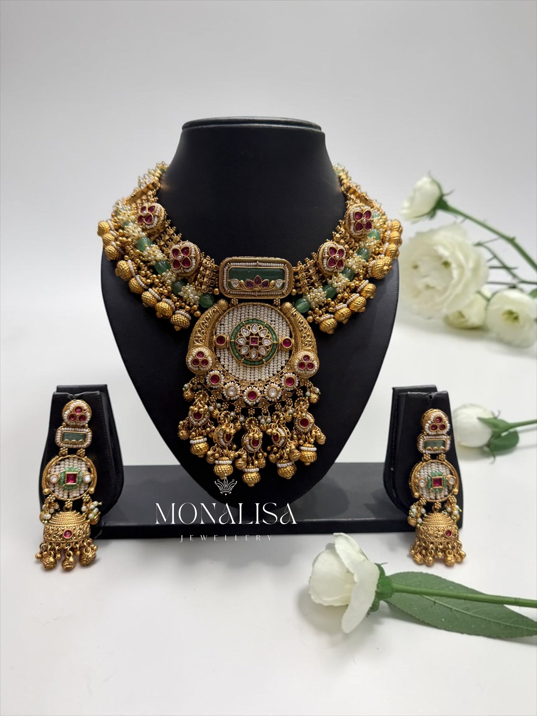 Abrisha Antique Designer Necklace Set
