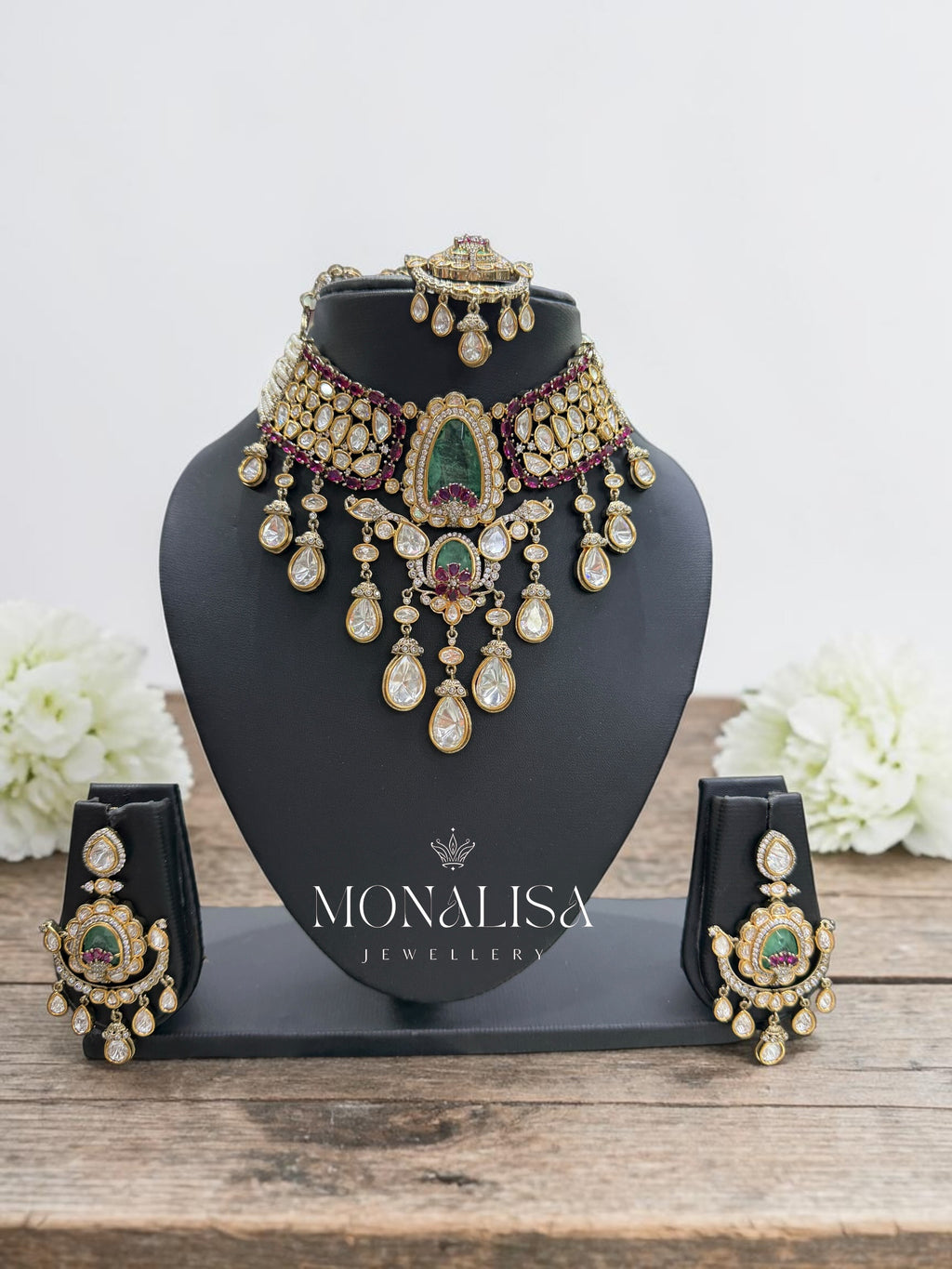 Siyona Polki Designer Necklace Set