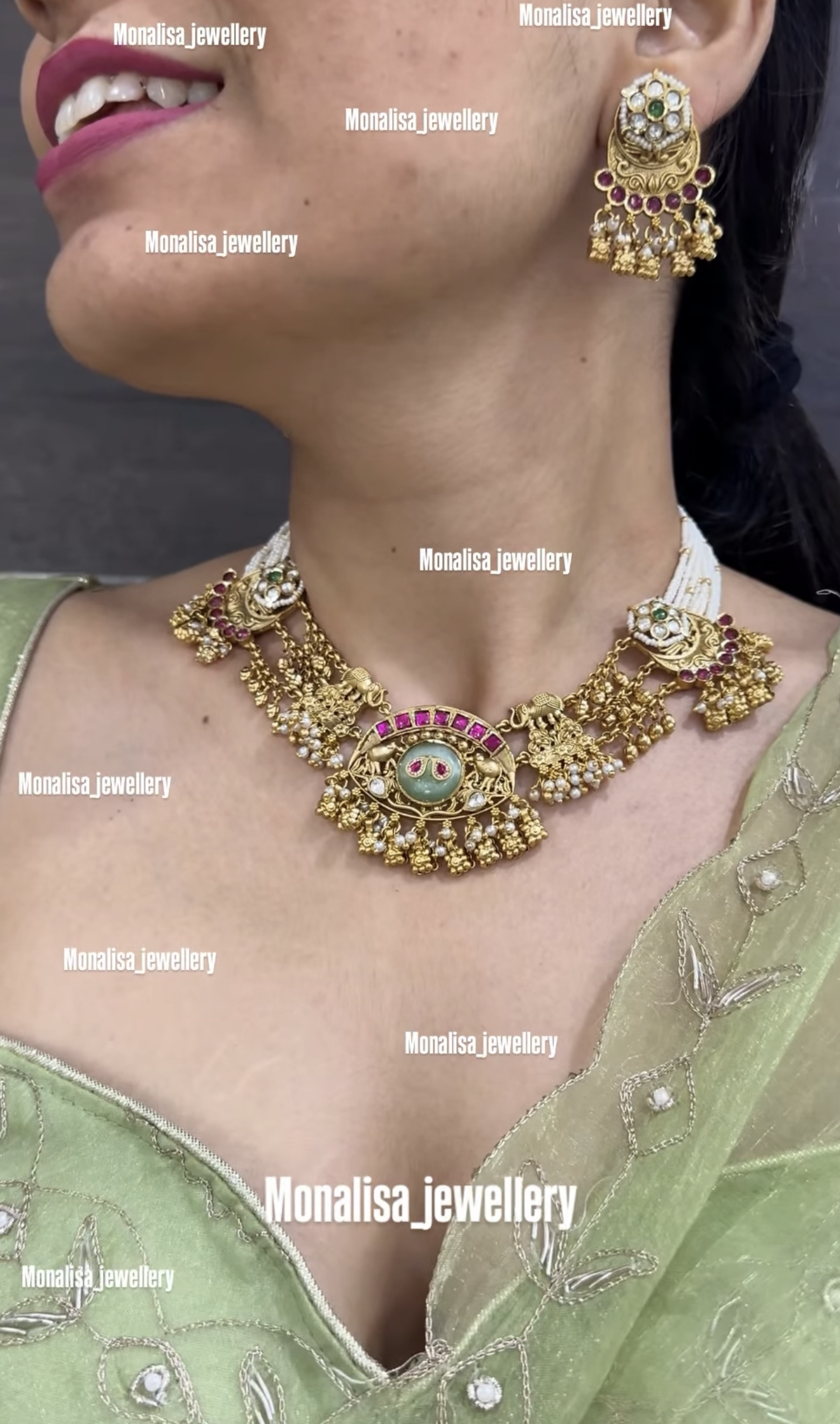 Aaravi Antique Designer Necklace Set