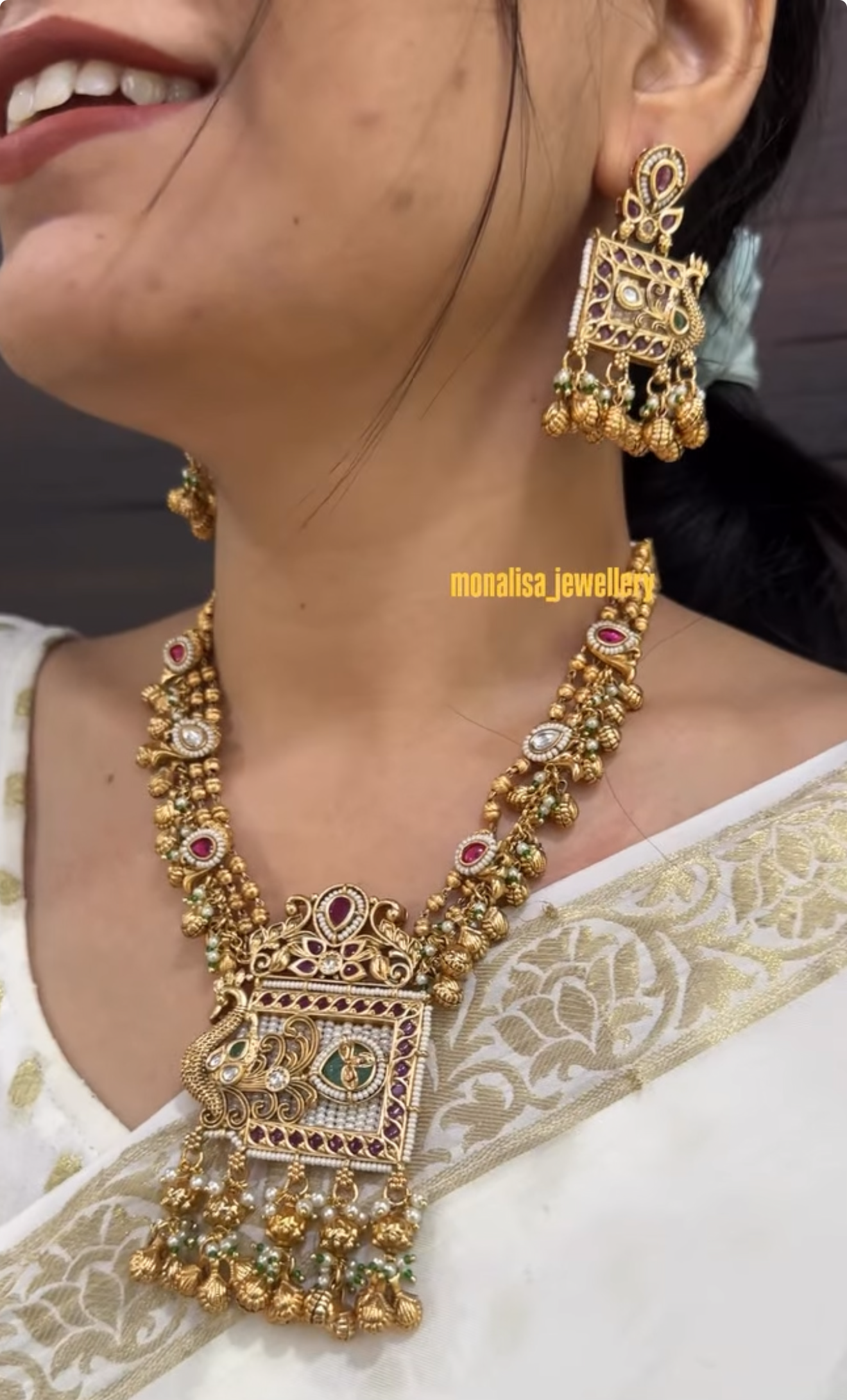 Advaita Antique Designer Necklace Set