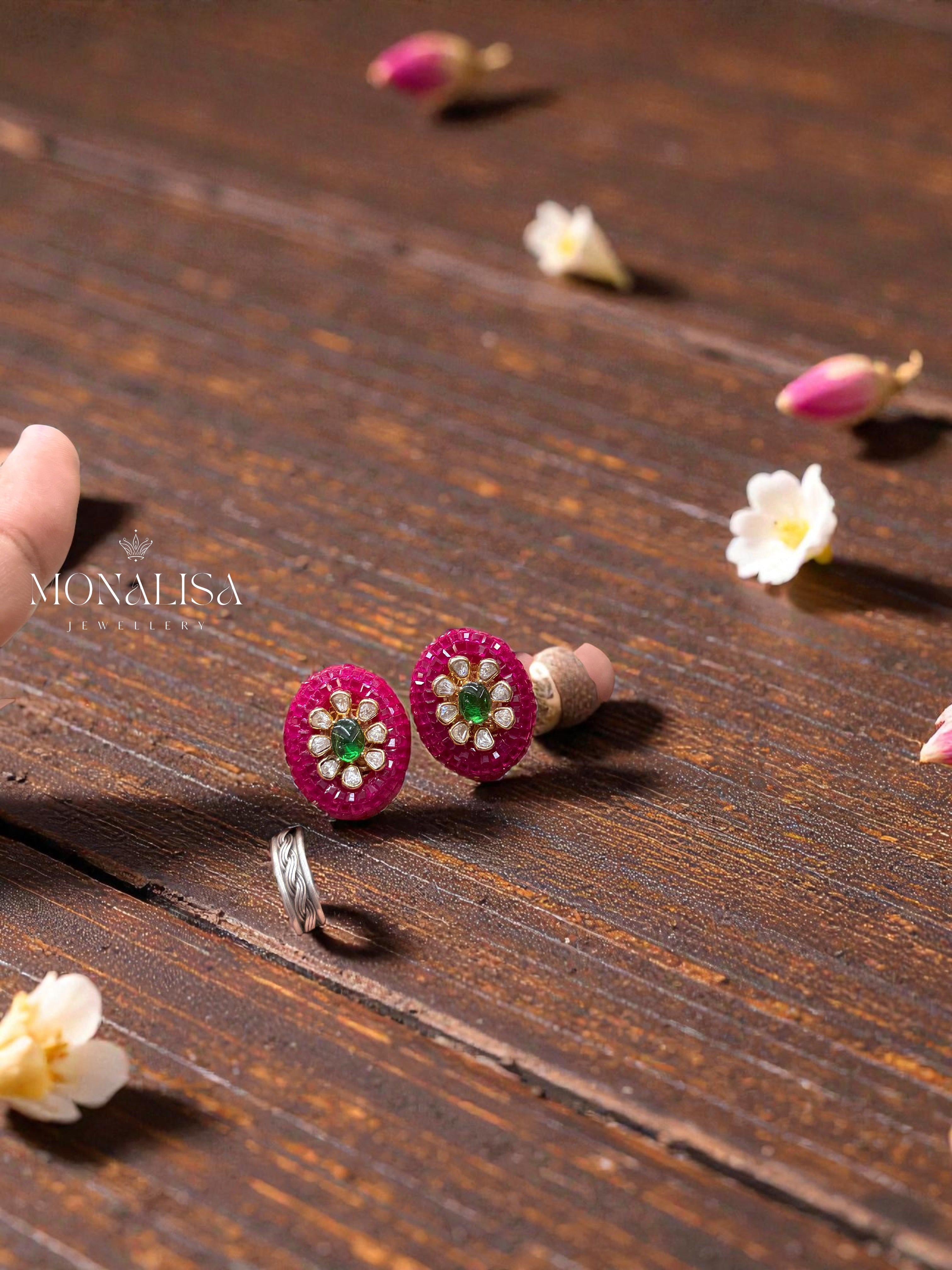 Orya Invisible oval Designer studs