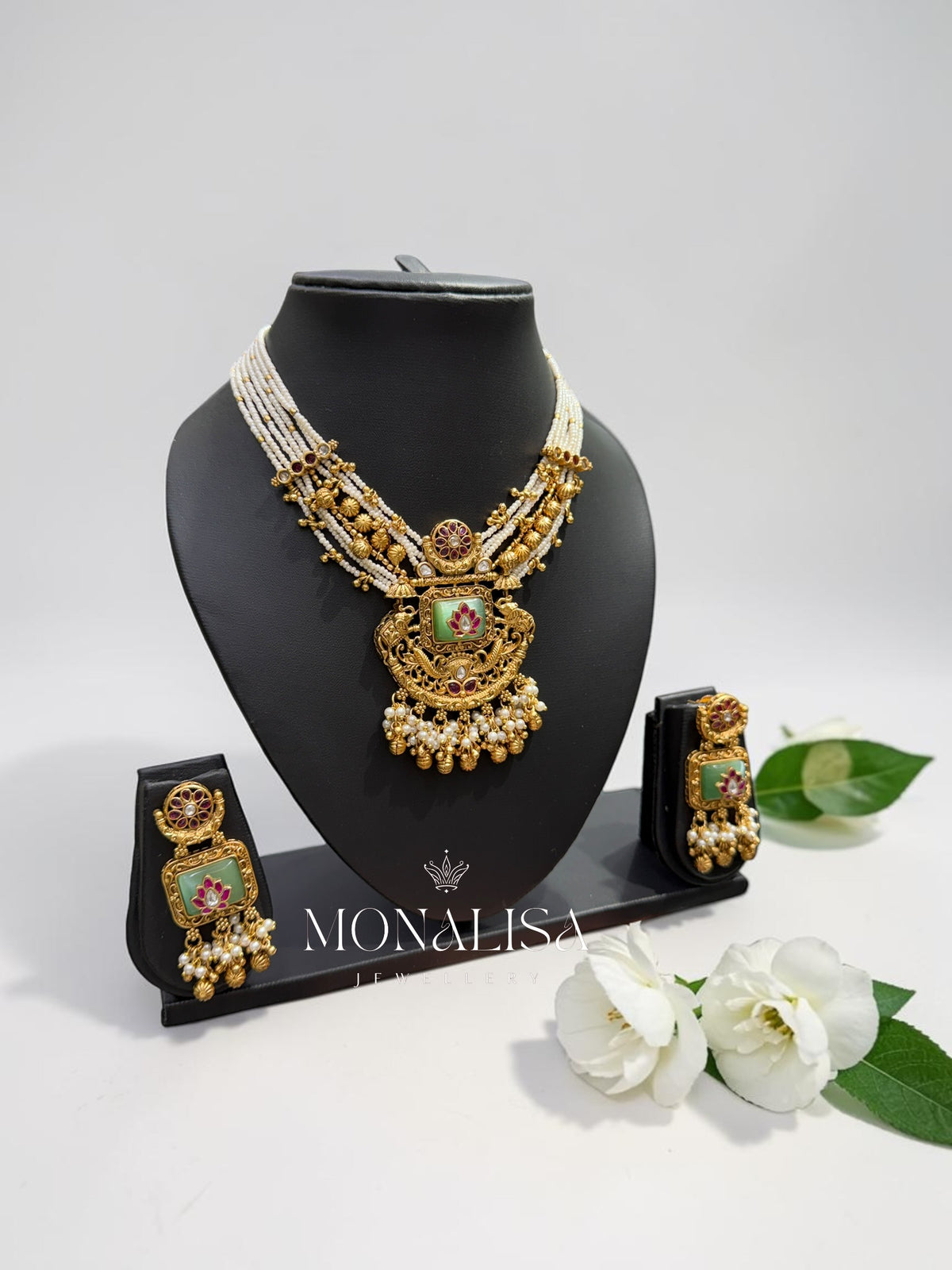 Yashvi Antique Designer Necklace Set