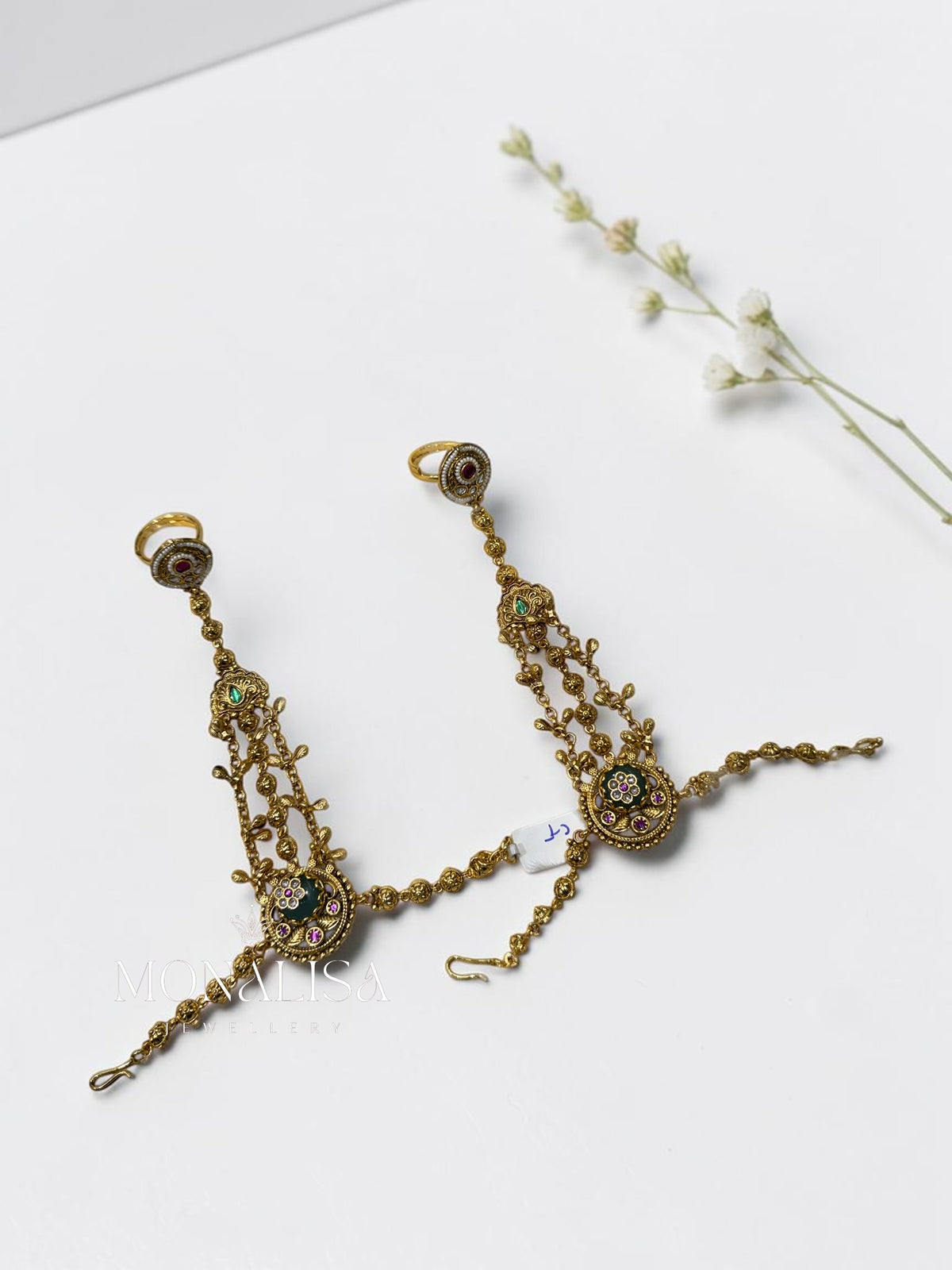 Vedika Antique Designer Hathphool