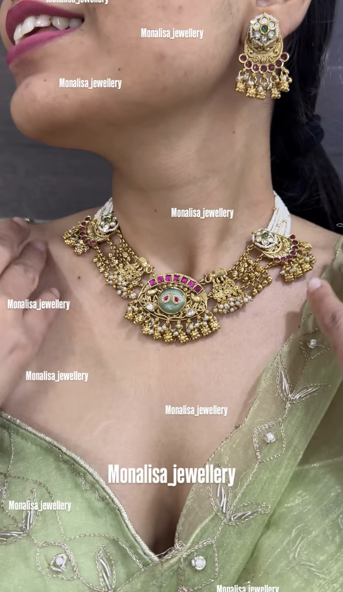 Aaravi Antique Designer Necklace Set