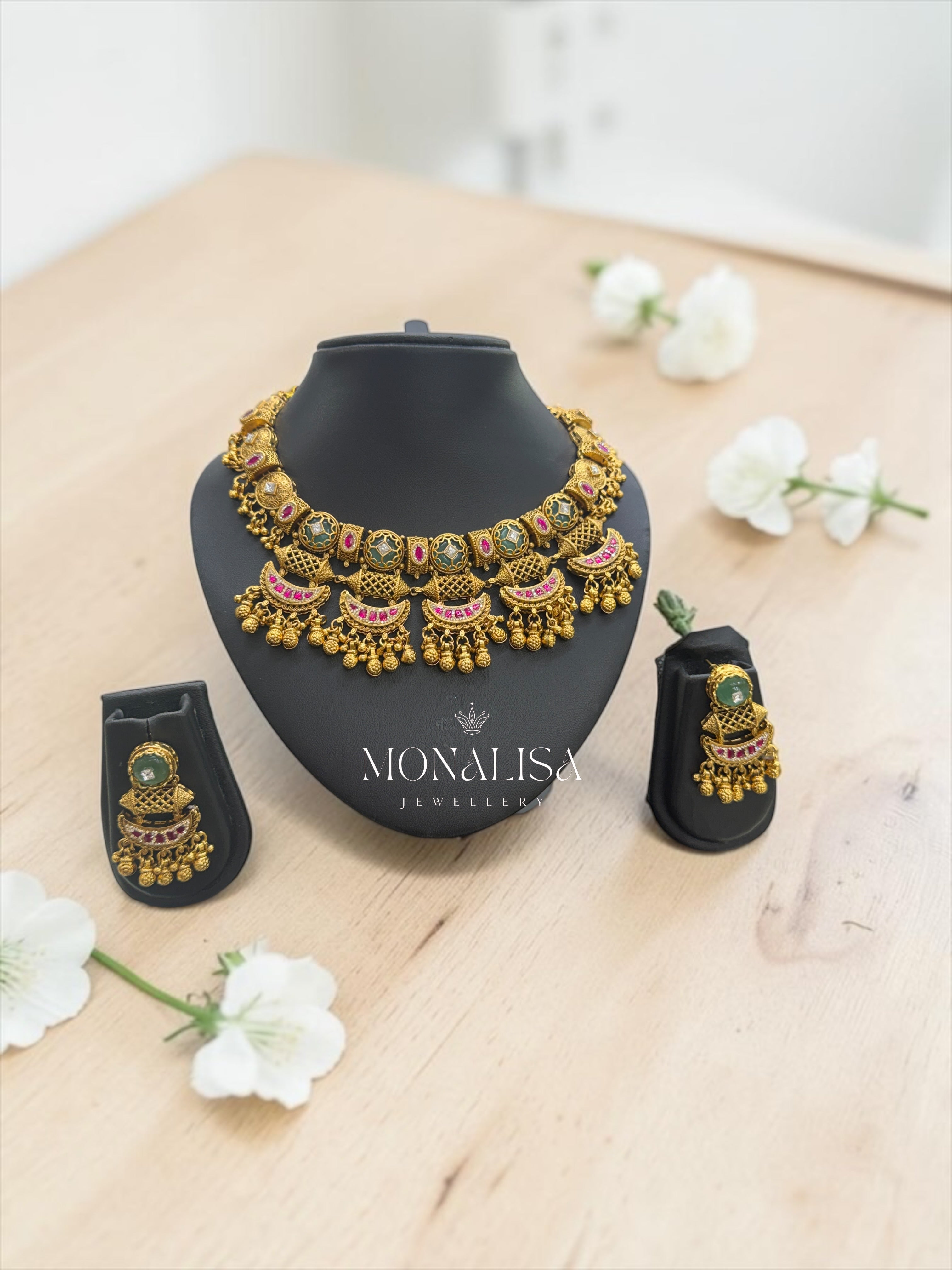 Srivati Antique Designer Necklace Set