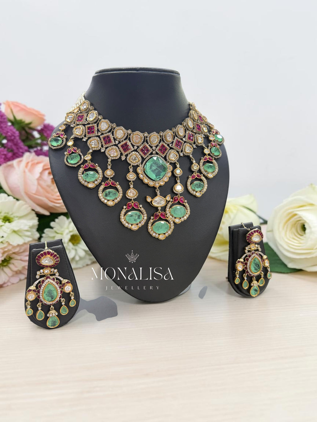 Sahila Polki Designer Necklace Set