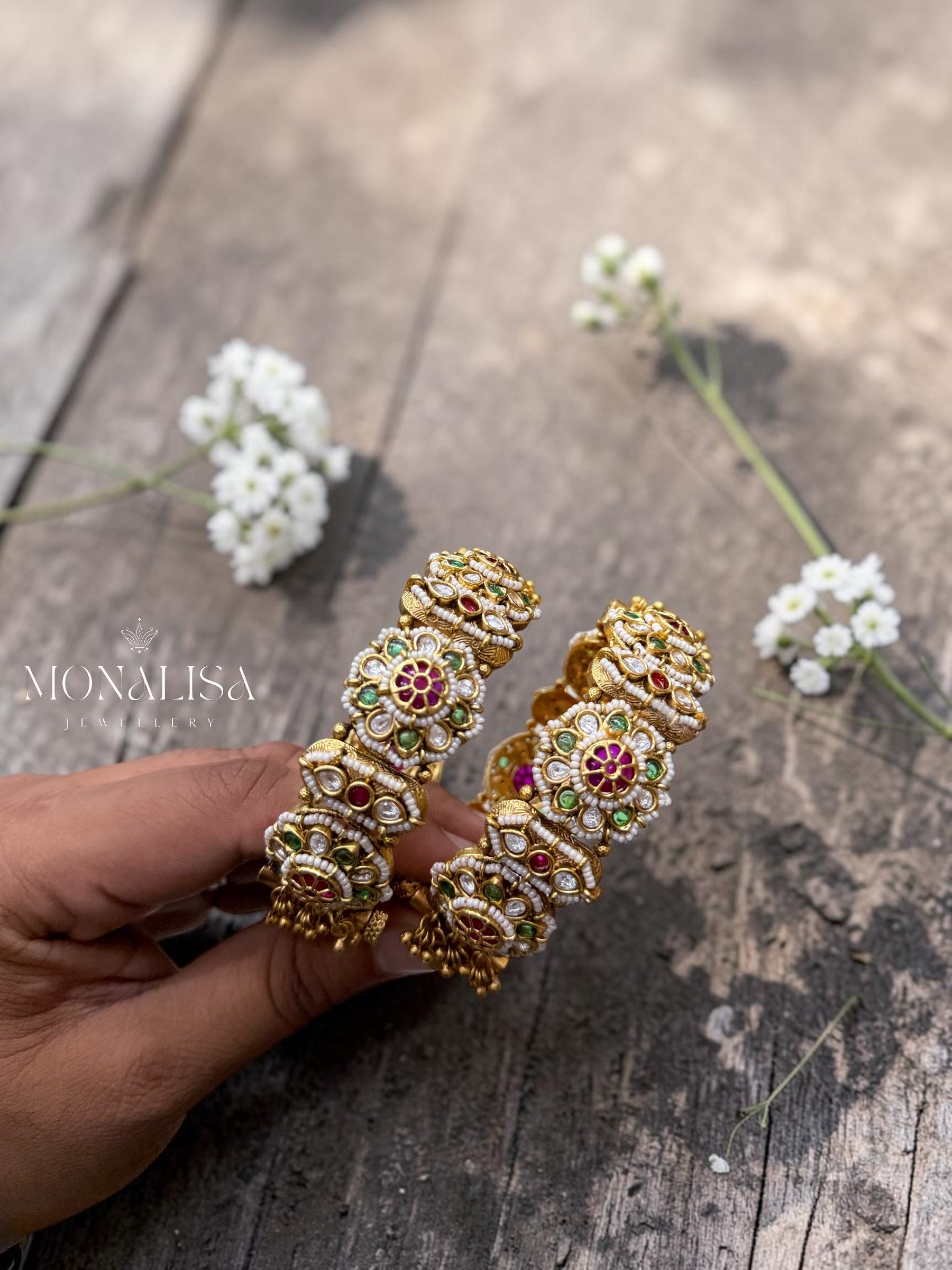 Mutika Antique Designer Bangles