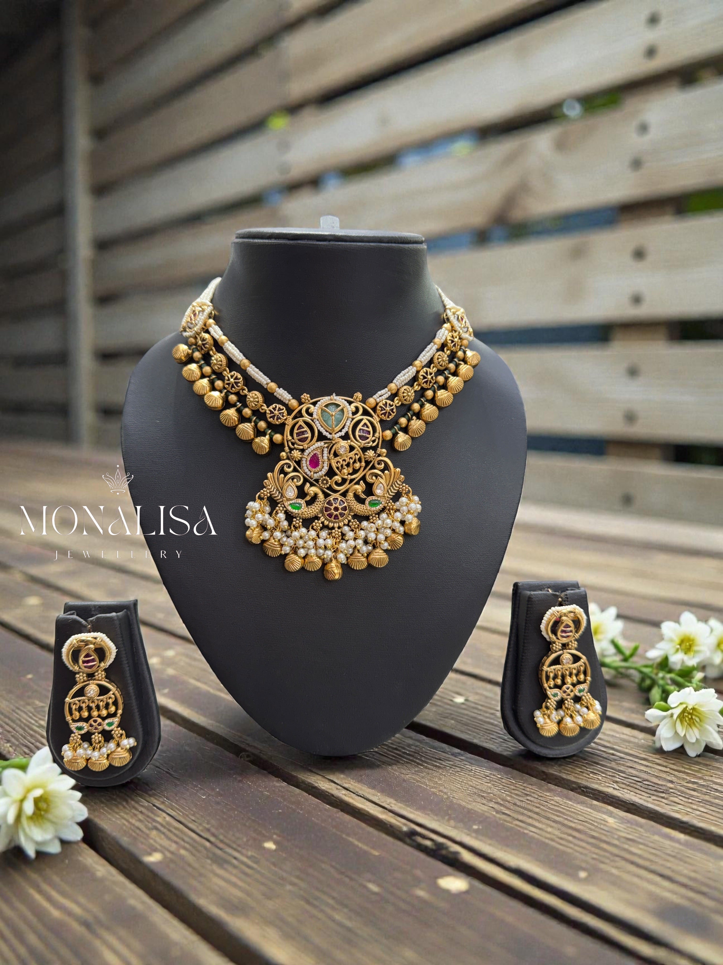 Gavini Antique Designer Necklace Set