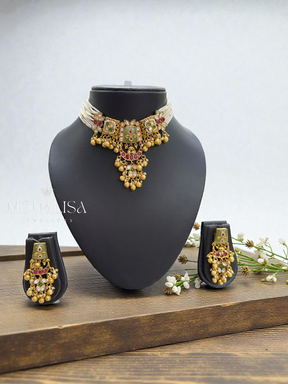 Navira Antique Designer Necklace Set