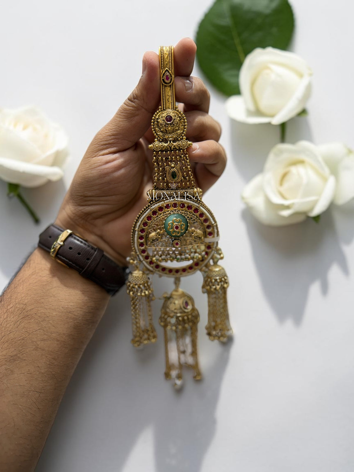 Saanvi Antique Designer Challa