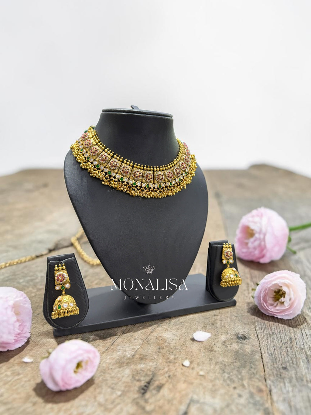 Hetvika Antique Designer Necklace Set