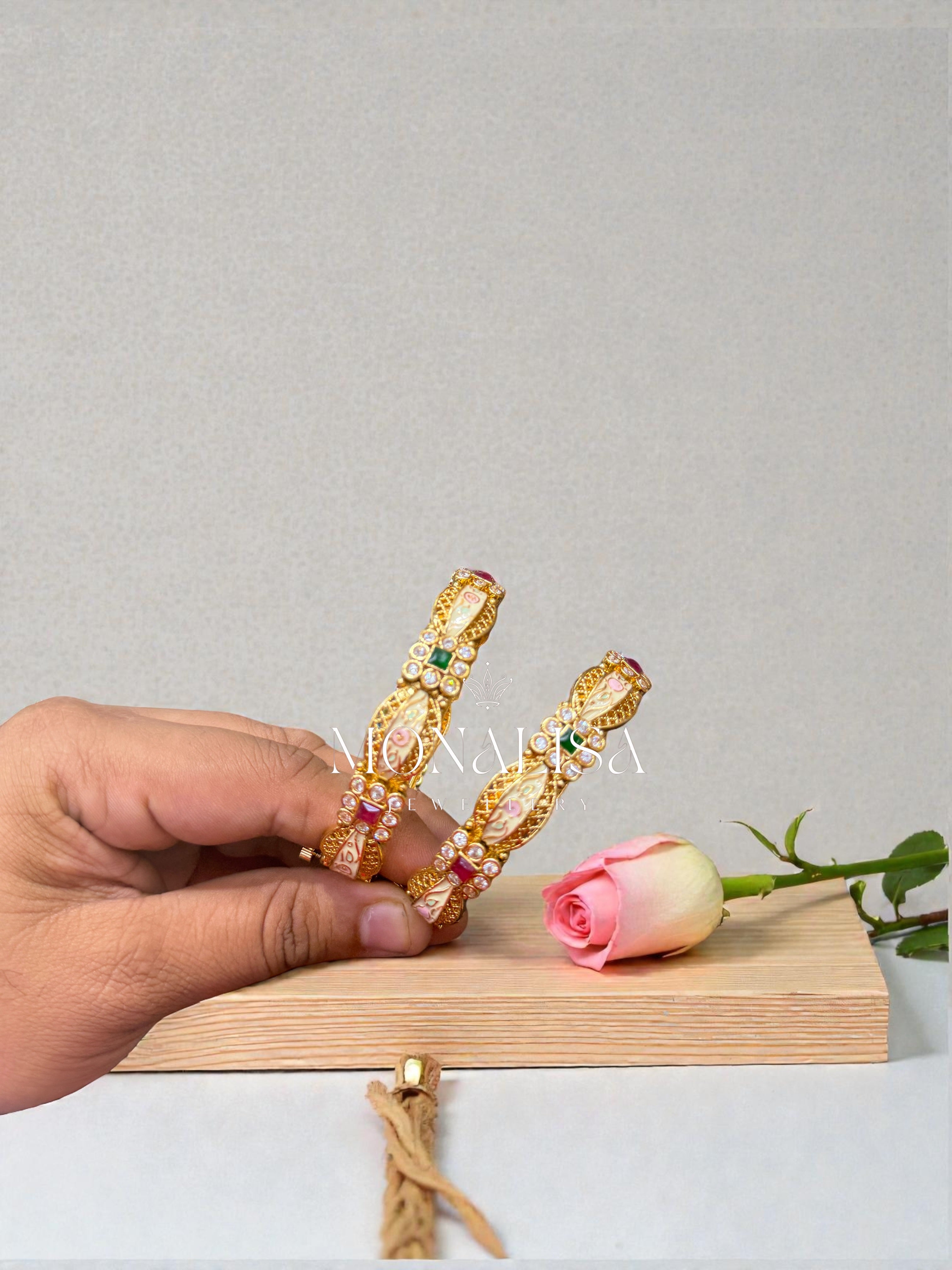Sajni Antique Designer Bangles
