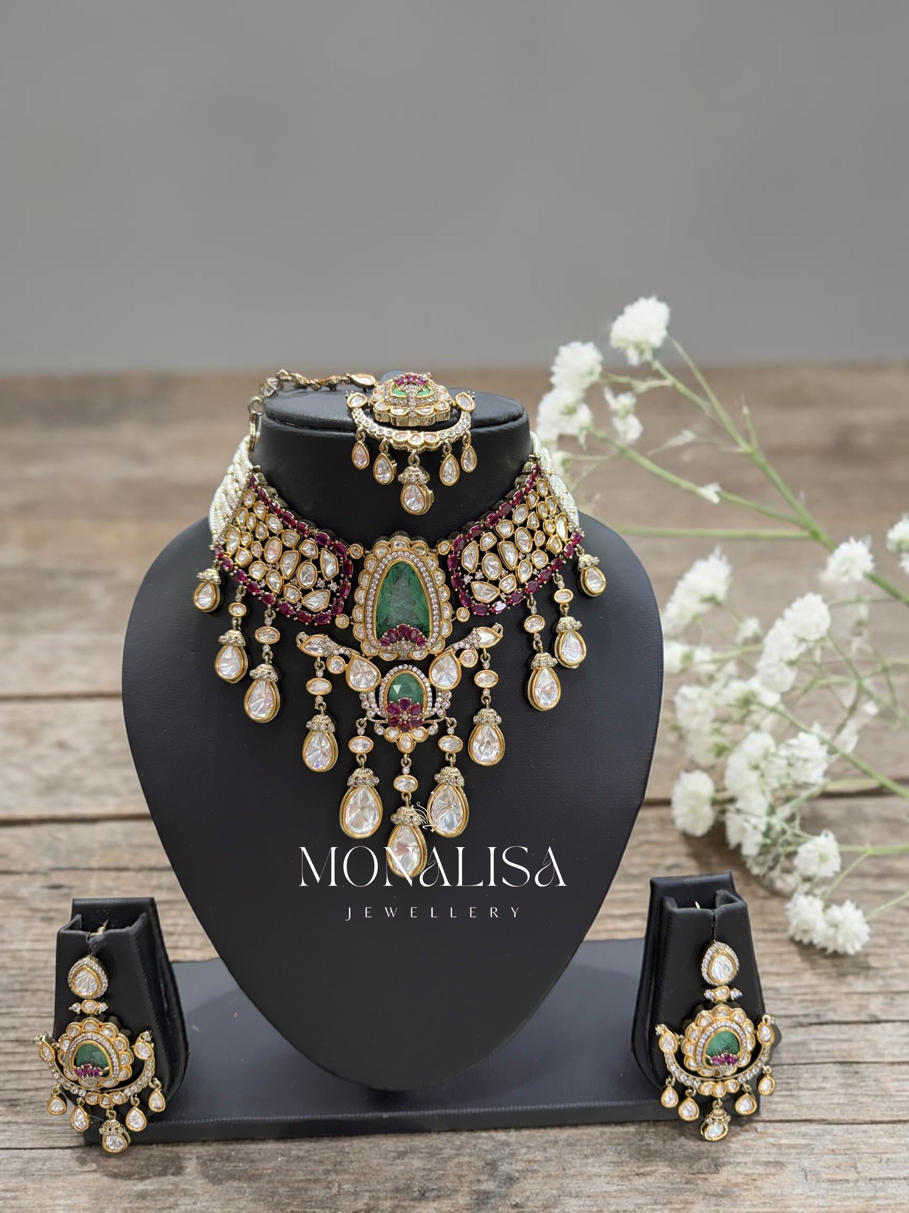 Siyona Polki Designer Necklace Set