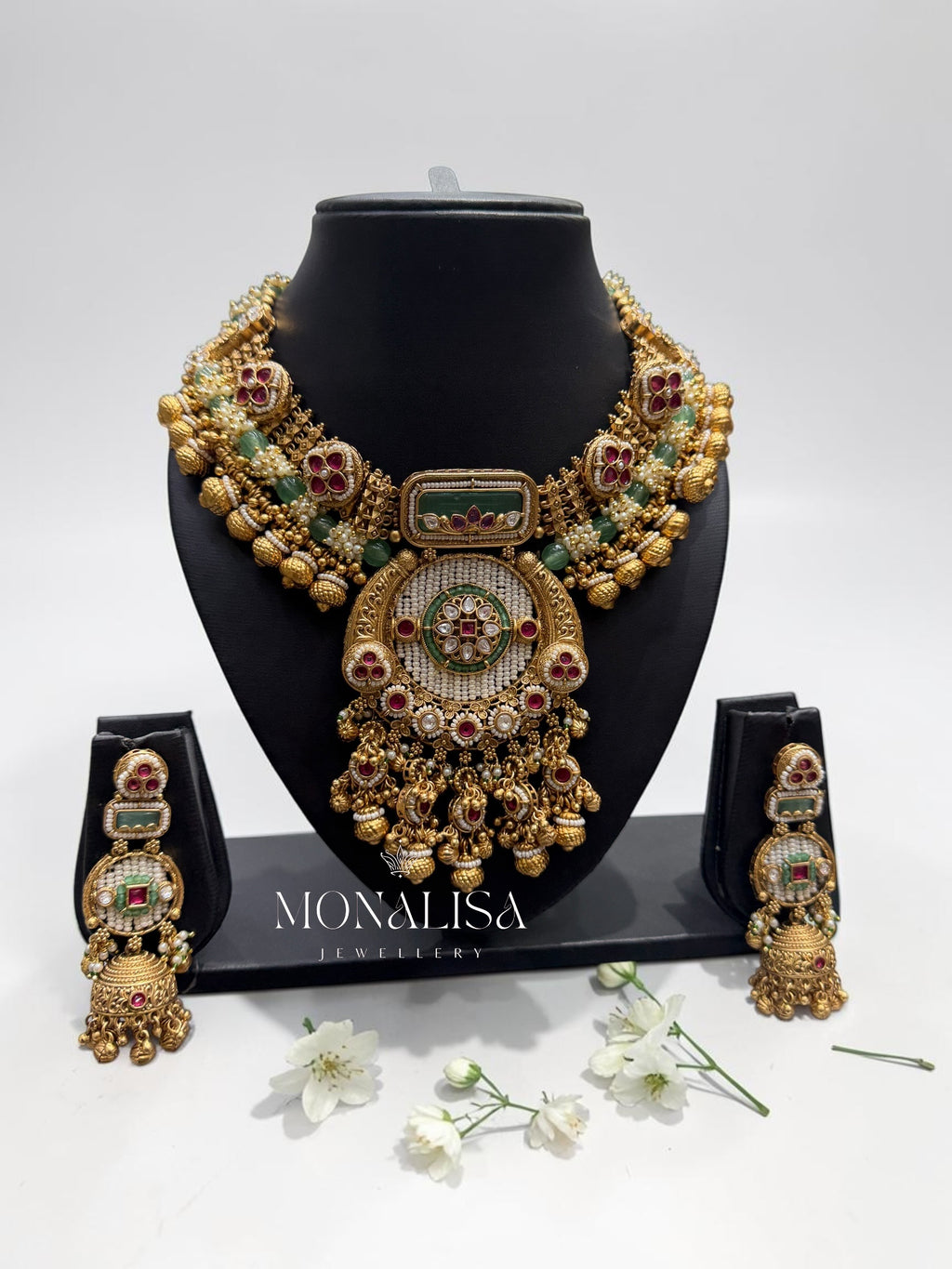 Abrisha Antique Designer Necklace Set