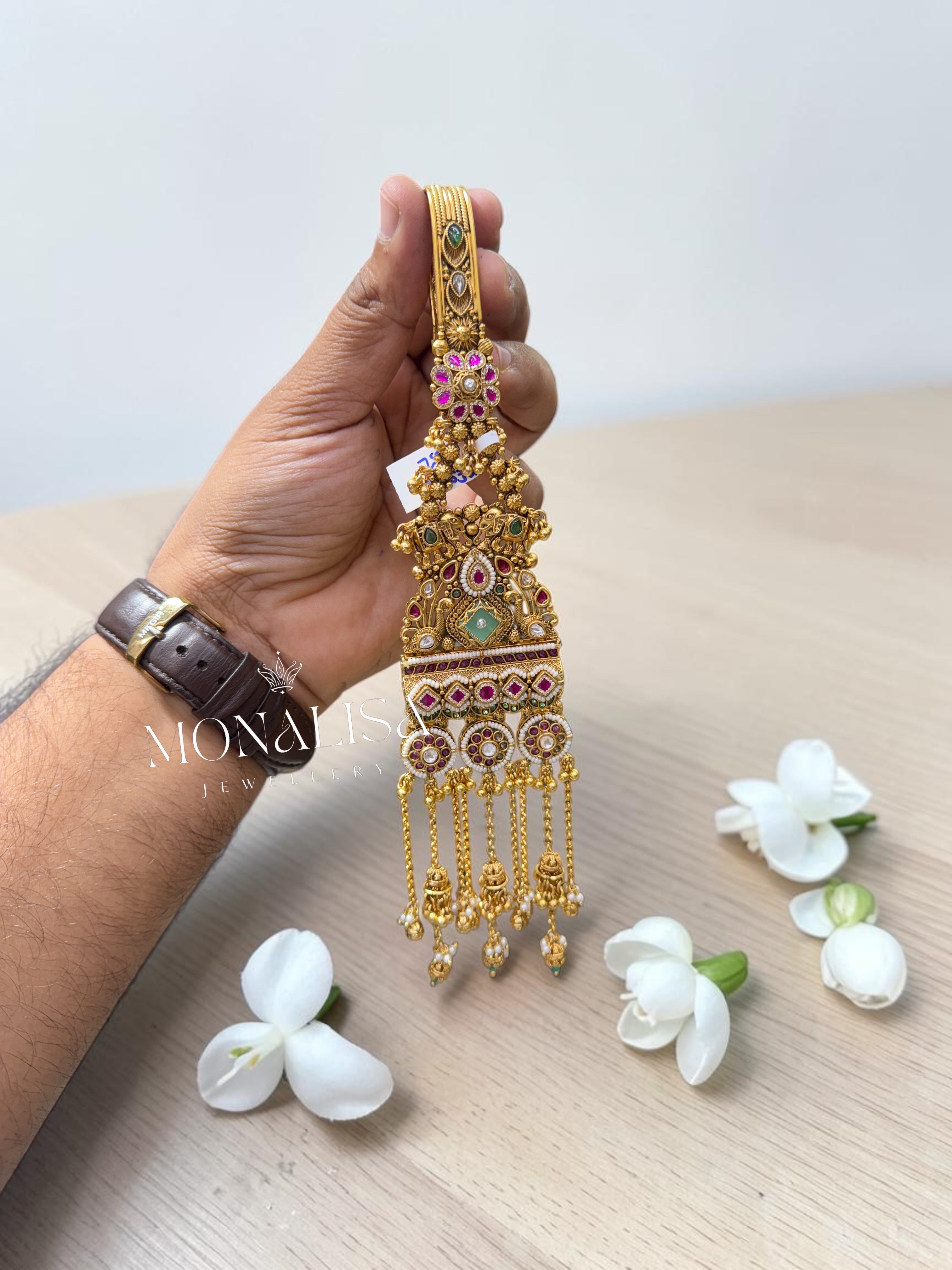 Atrangi Antique Designer Challa