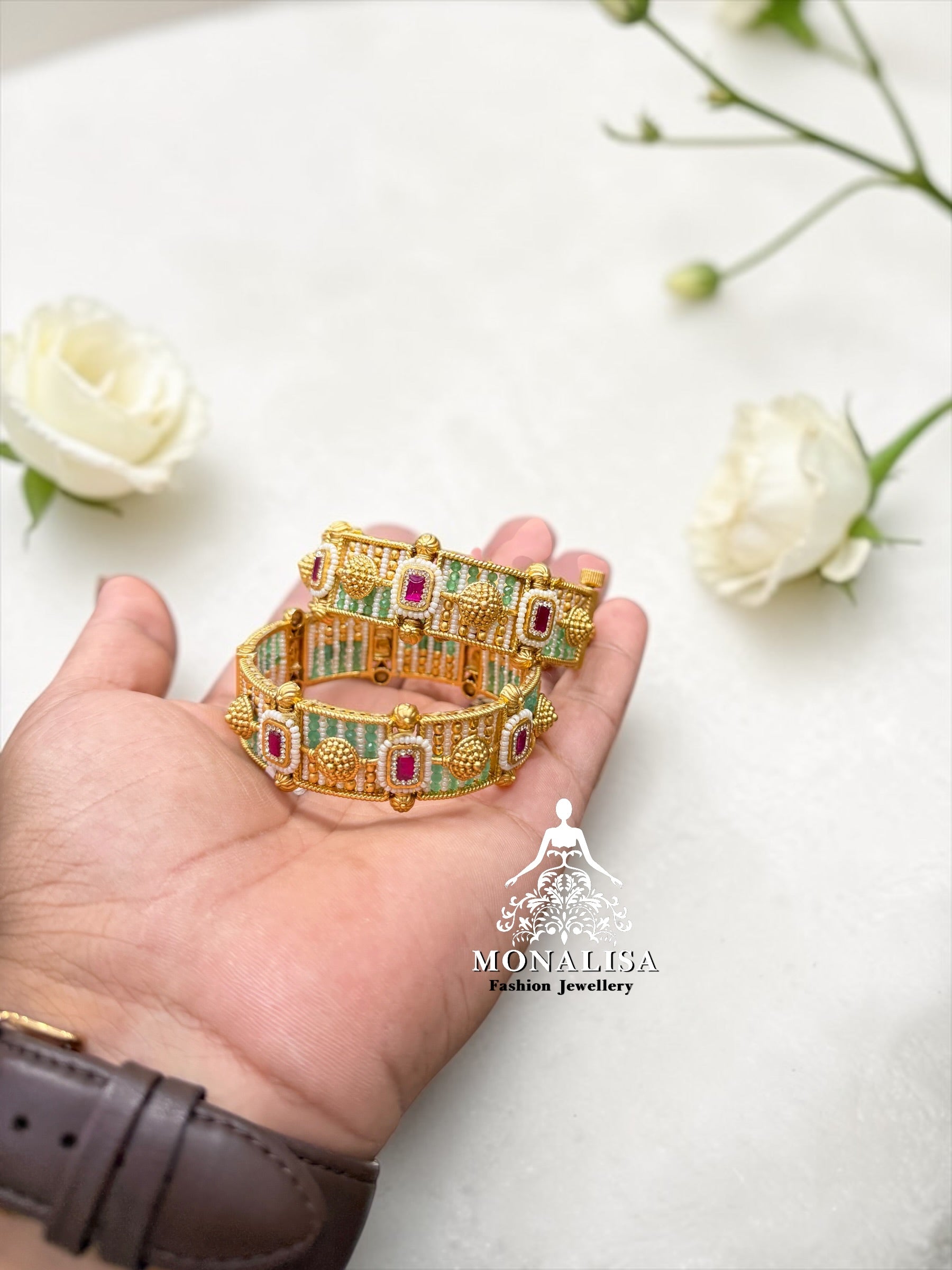Viniata Antique Designer Bangles