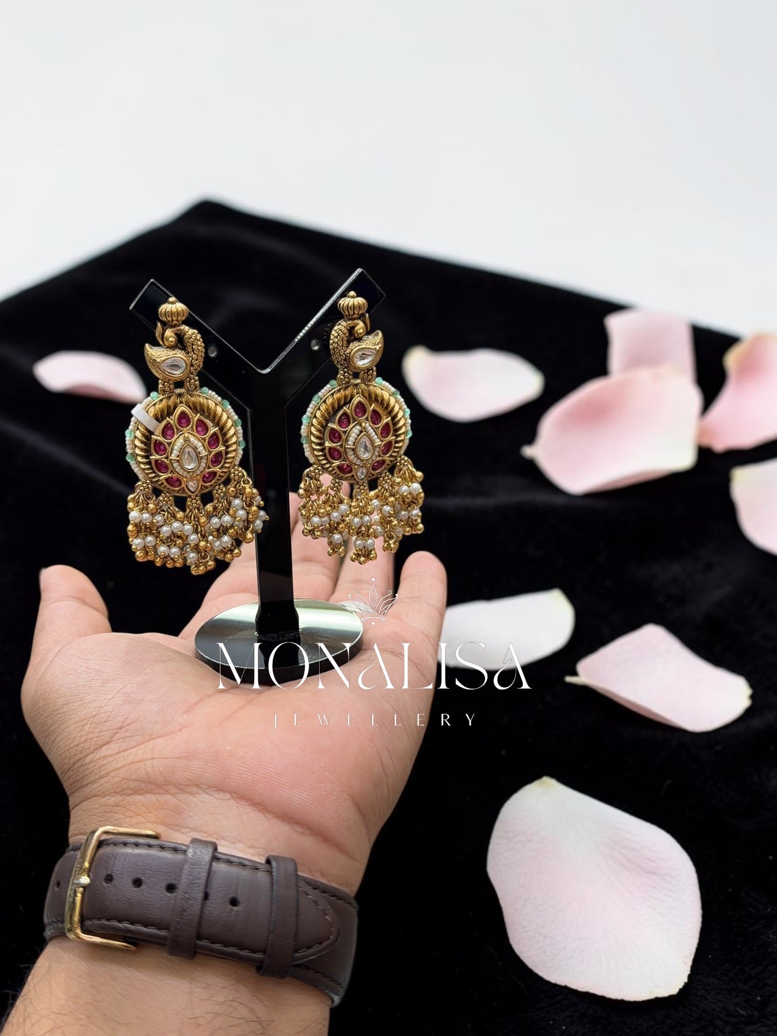 Pankhuri Antique Desinger Earings