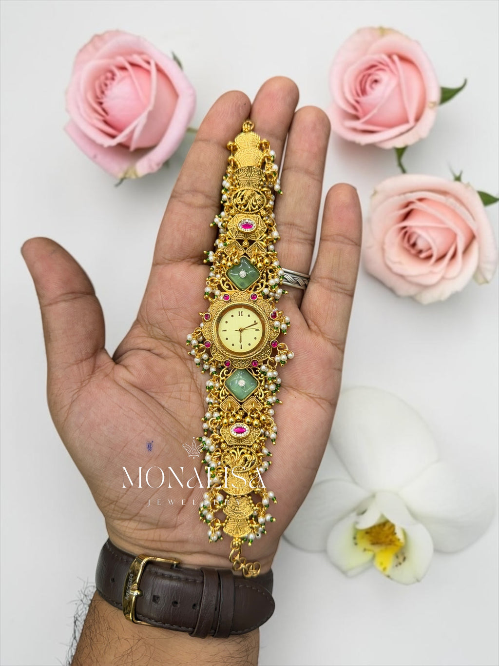 Surisa Antique Designer Watch