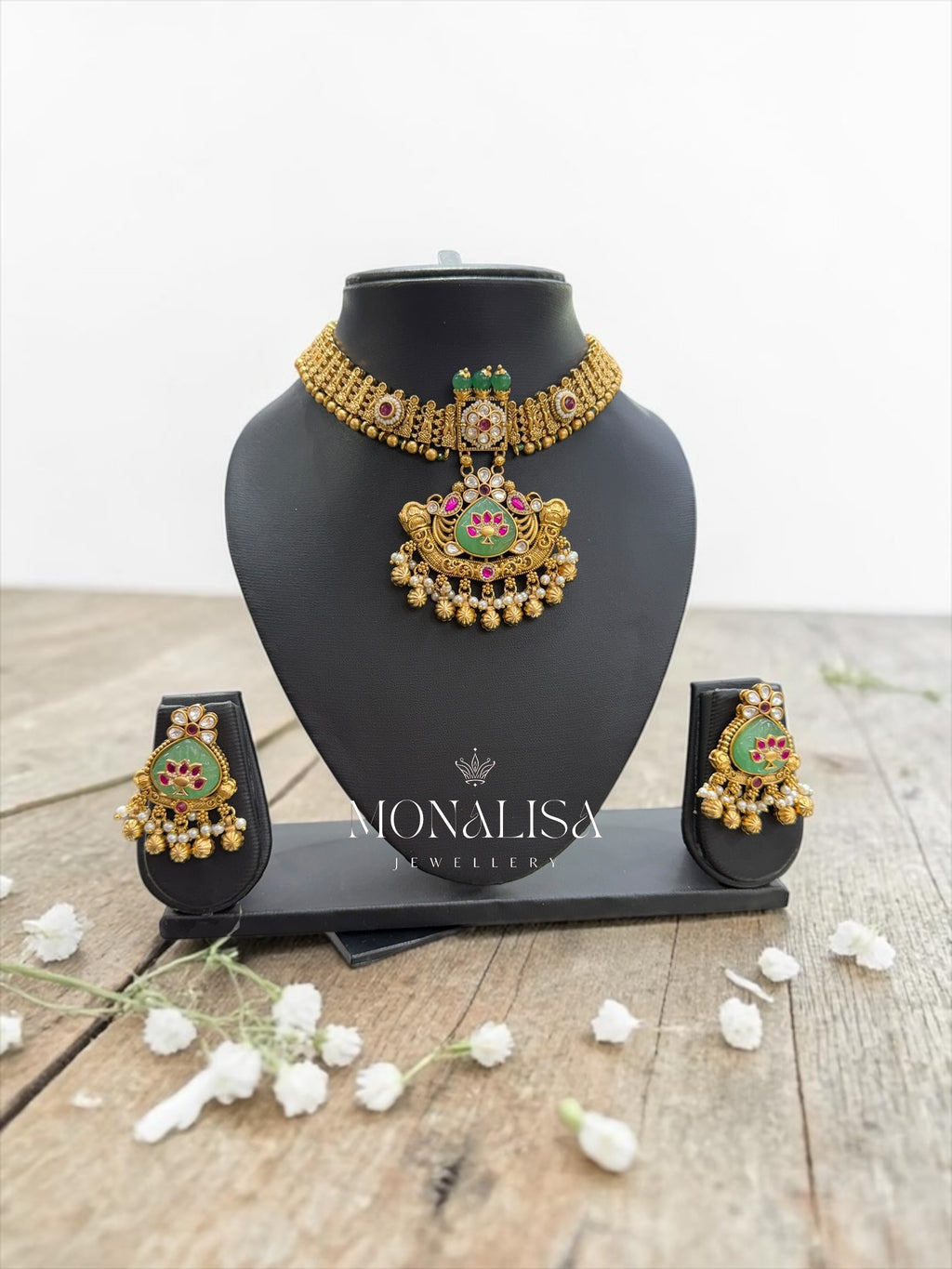 Hiralka Antique Designer Necklace Set