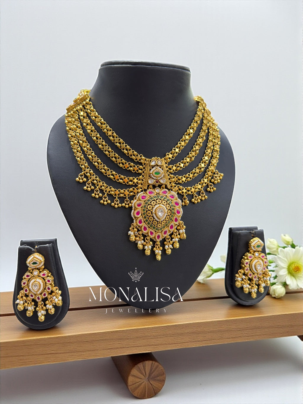 Dipsi Chandan Antique Designer Necklace Set