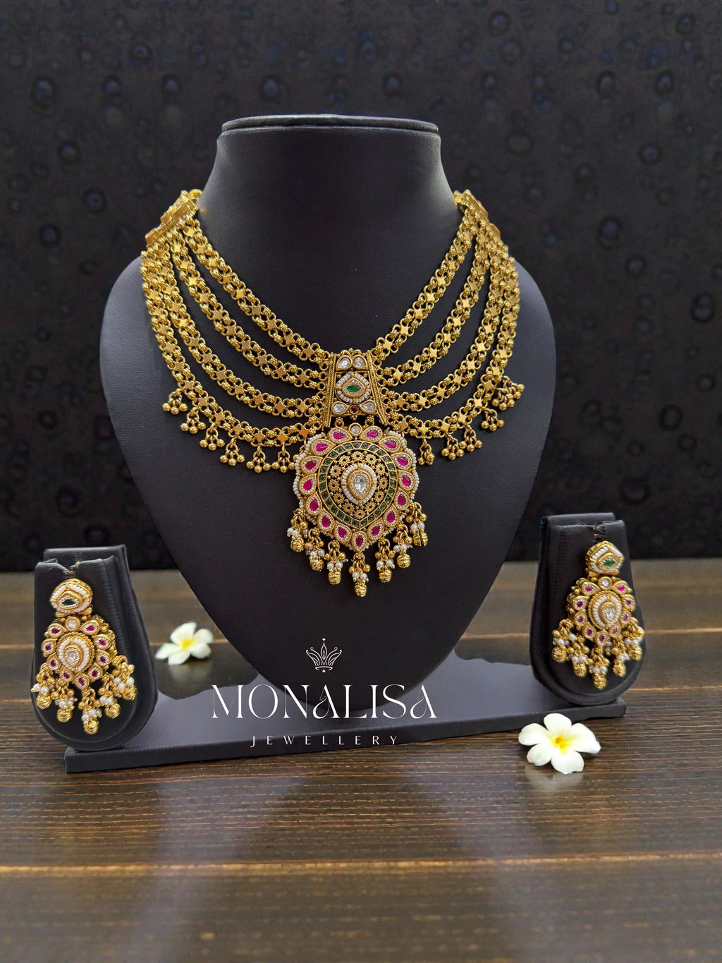 Dipsi Chandan Antique Designer Necklace Set