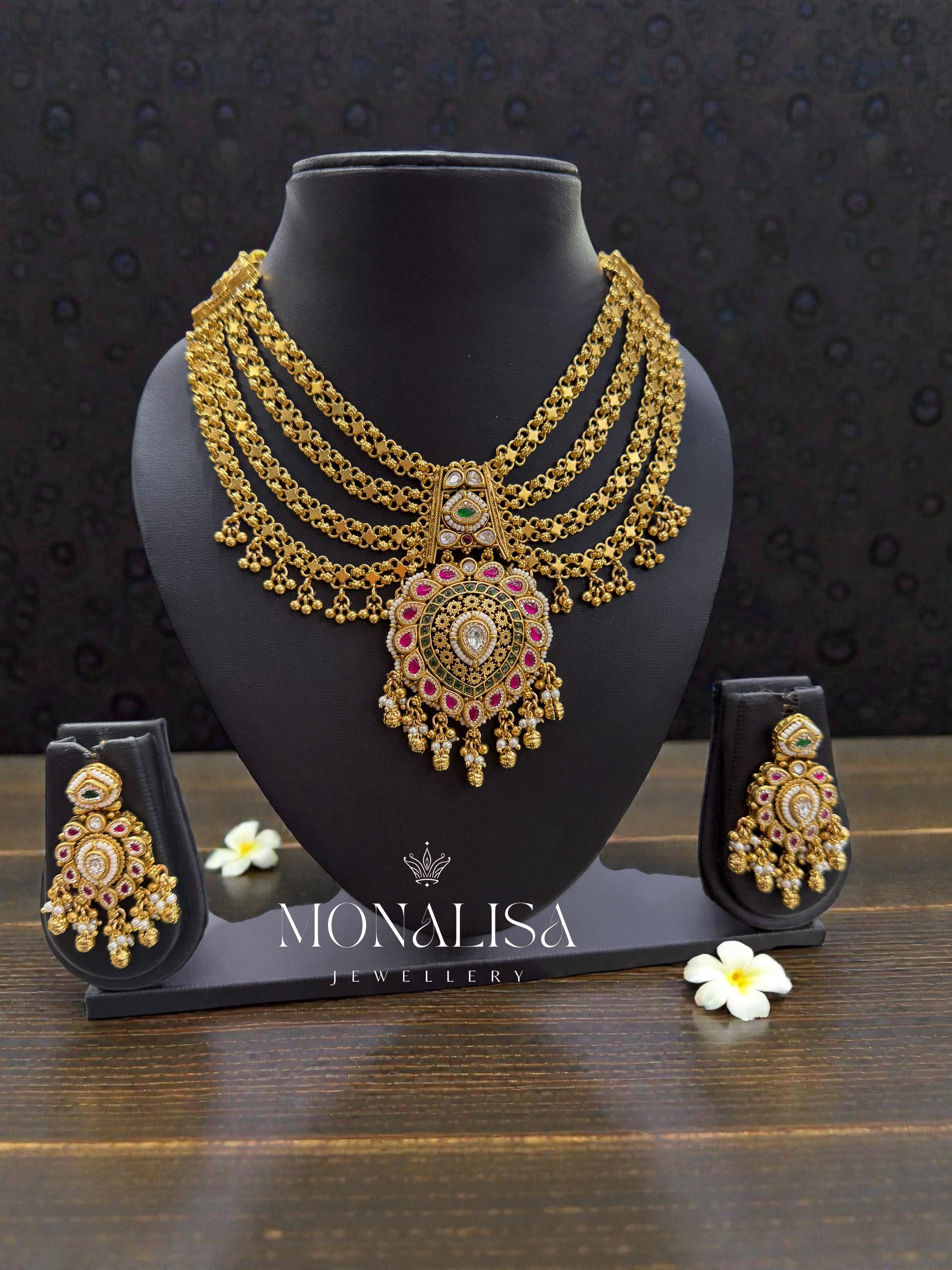 Dipsi Chandan Antique Designer Necklace Set