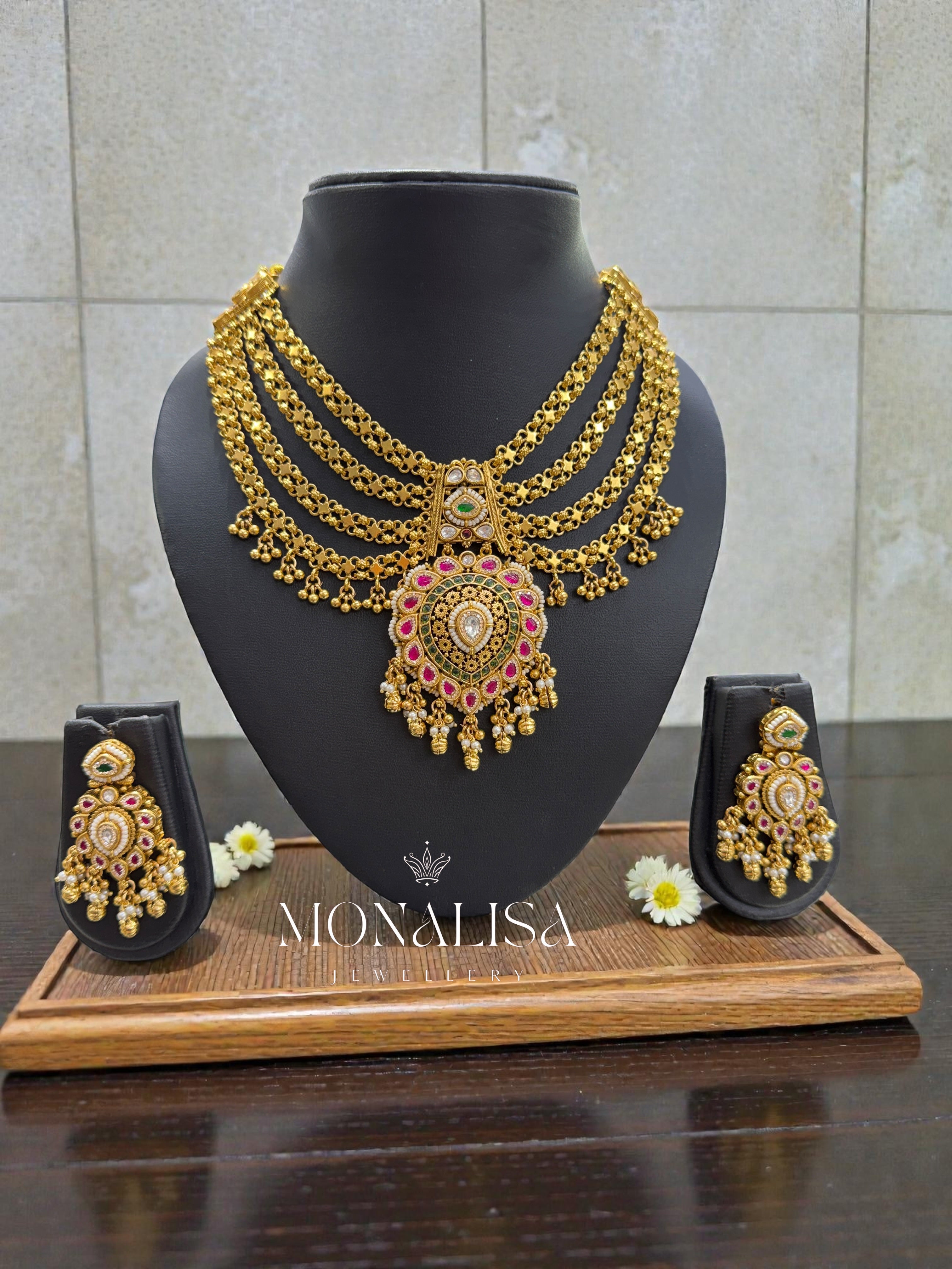 Dipsi Chandan Antique Designer Necklace Set