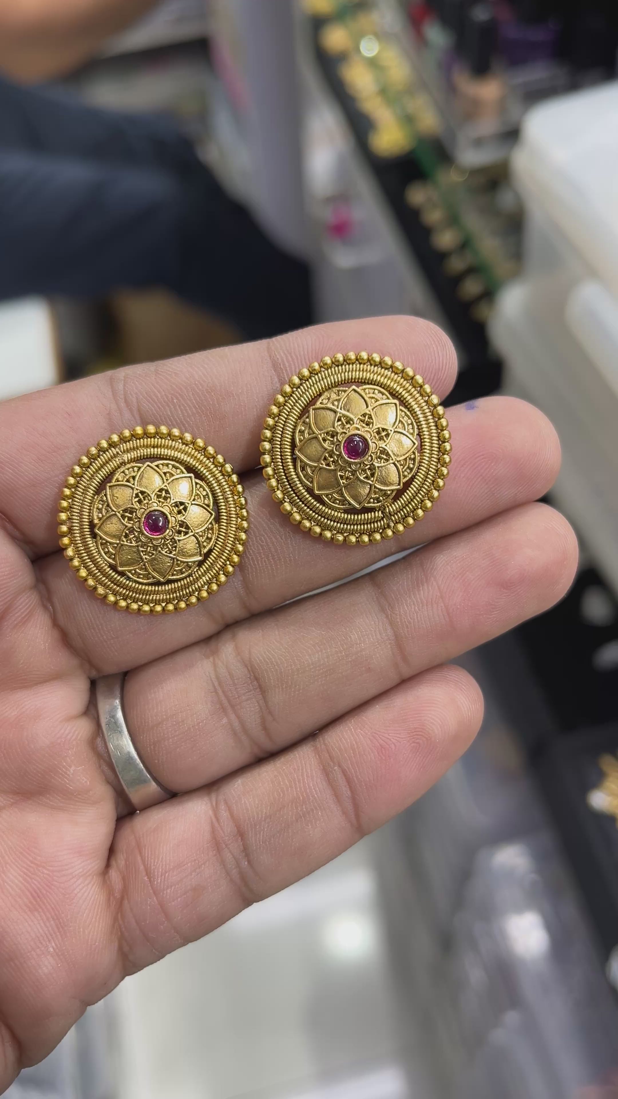 Sia Antique Designer studs