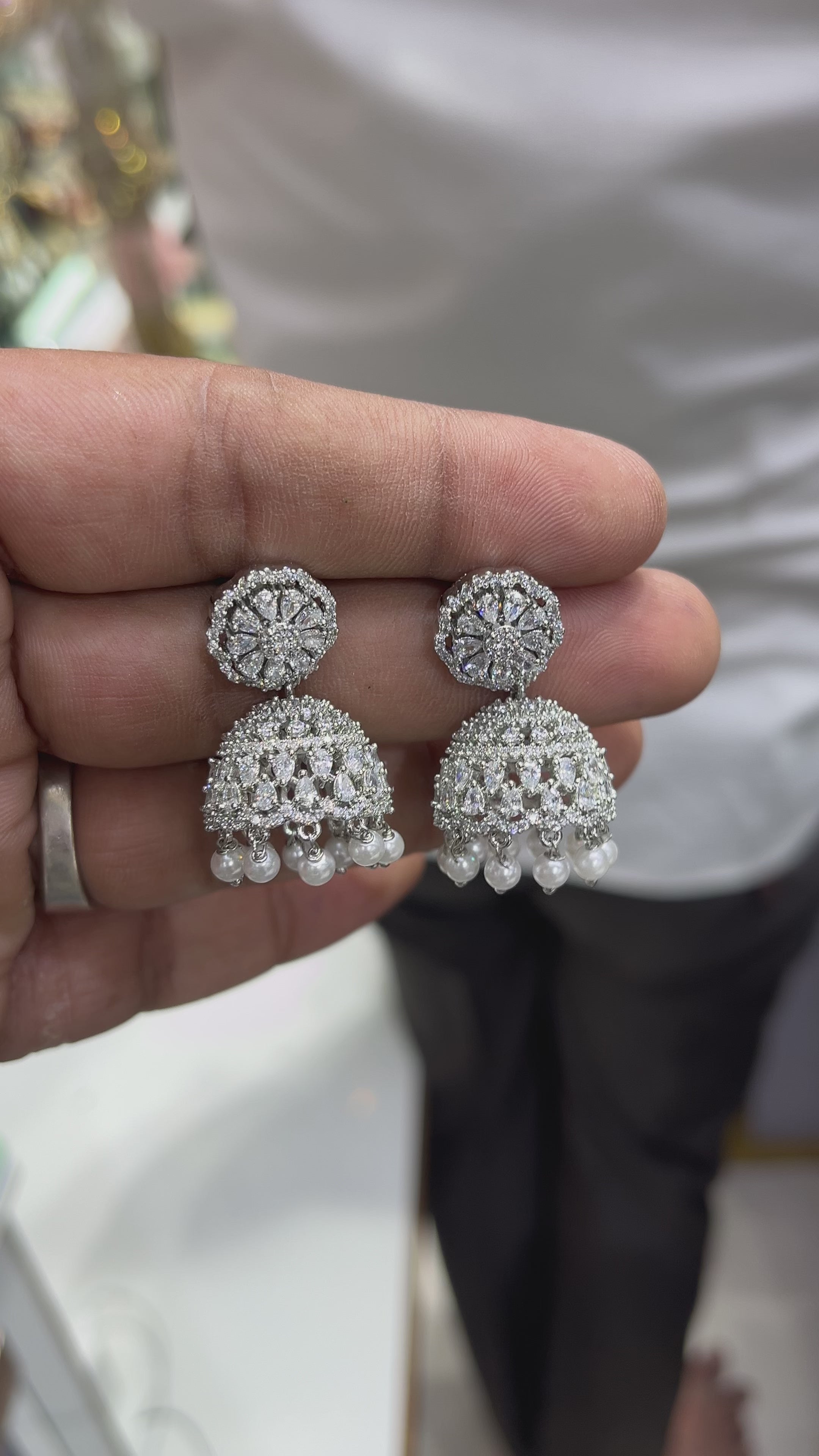 Hetvi Diamond Earing